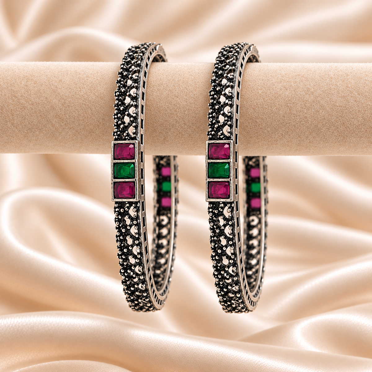 Floral Scroll Stone Oxidised Kada