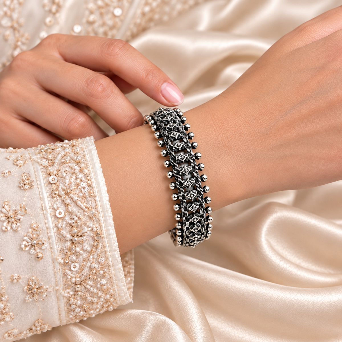 Dot Edge Oxidised Kada