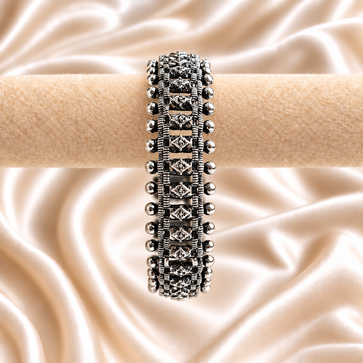 Dot Edge Oxidised Kada