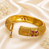 Antique Leaf-floral Rajwada kada