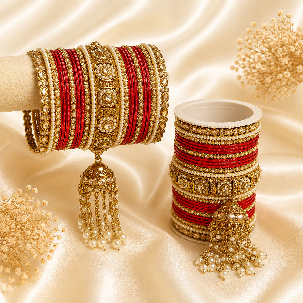 Bangle Set with Pearl & Hanging