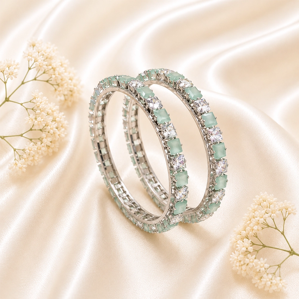 Cubic-zirconia AD kada