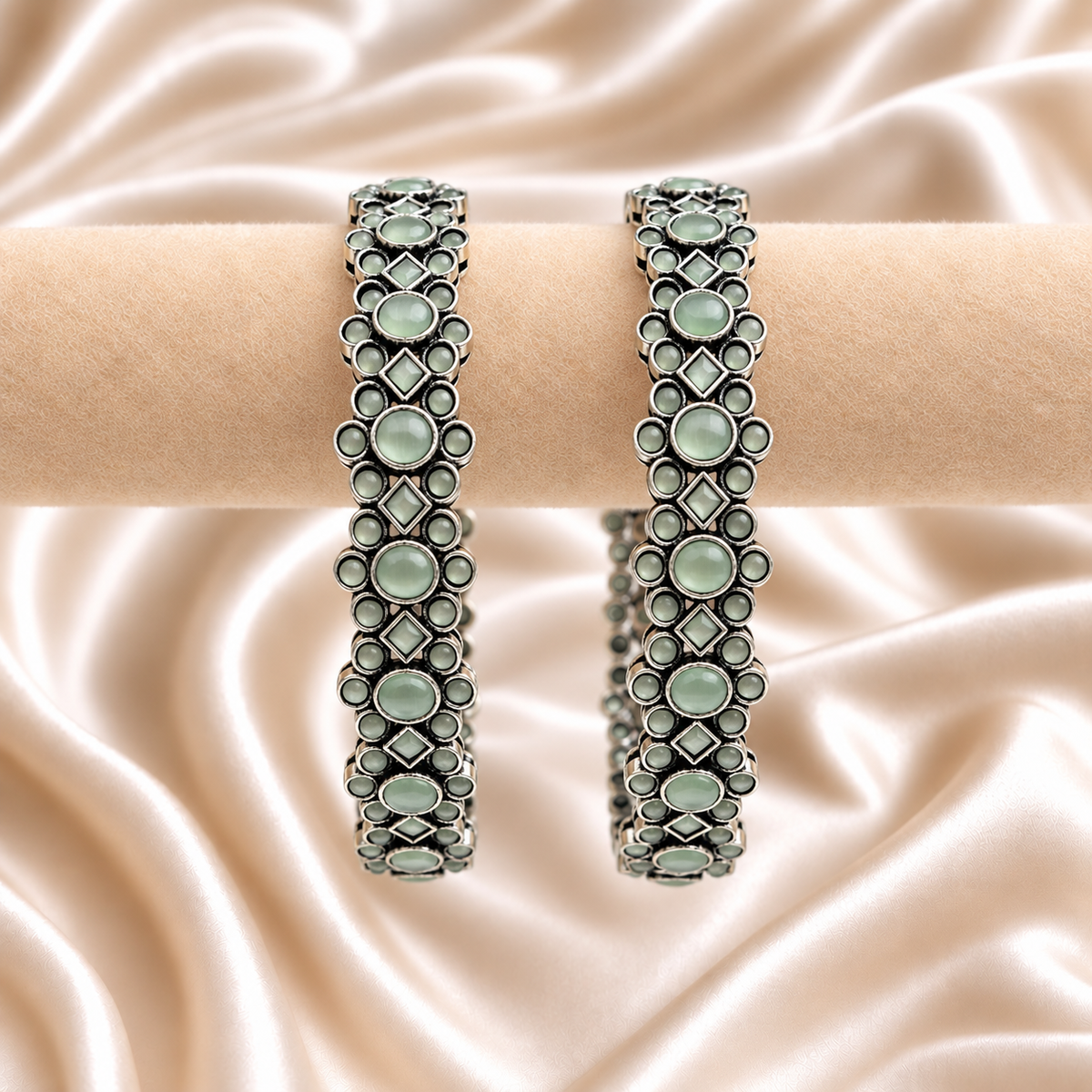 Geometric Floral Stone Kada