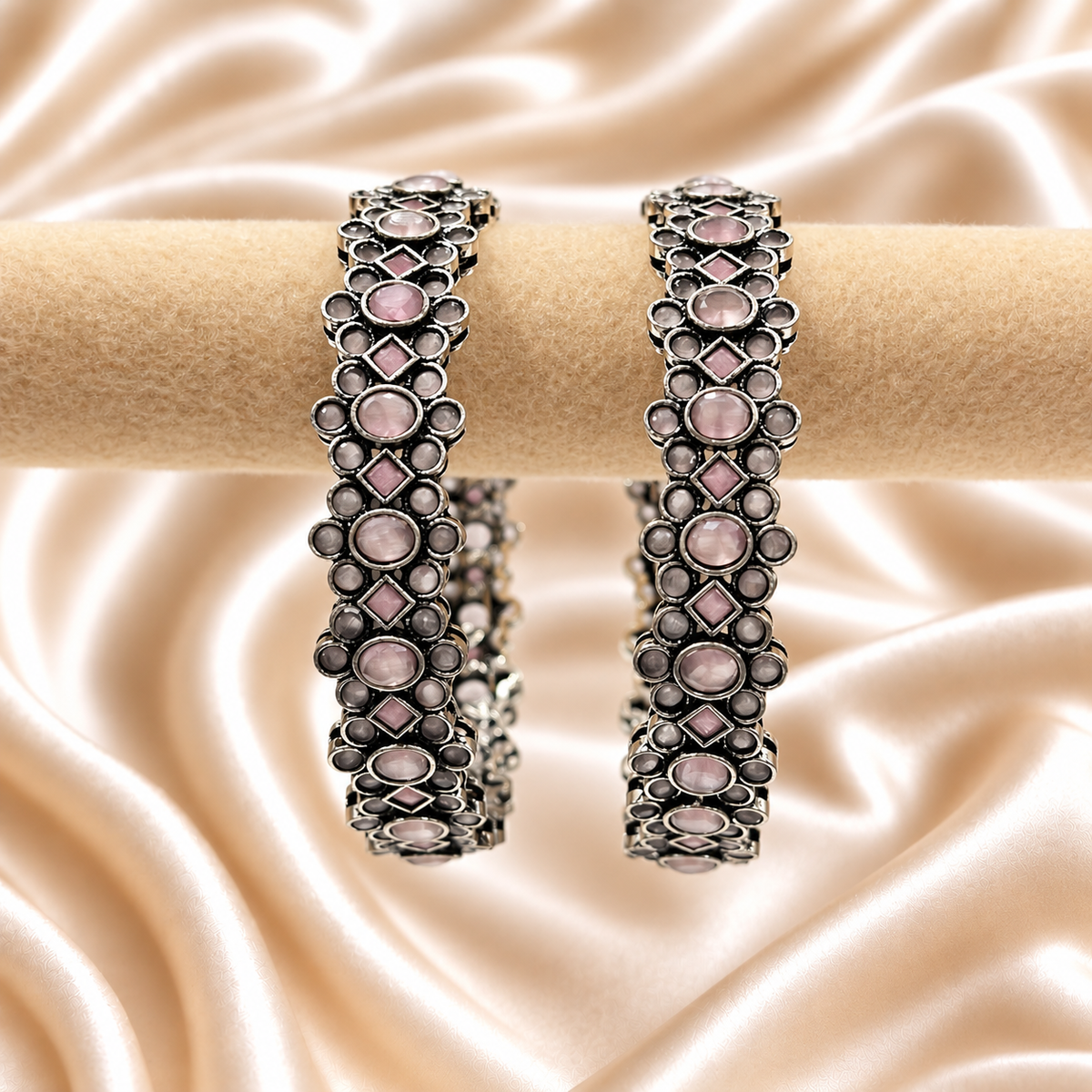 Geometric Floral Stone Kada