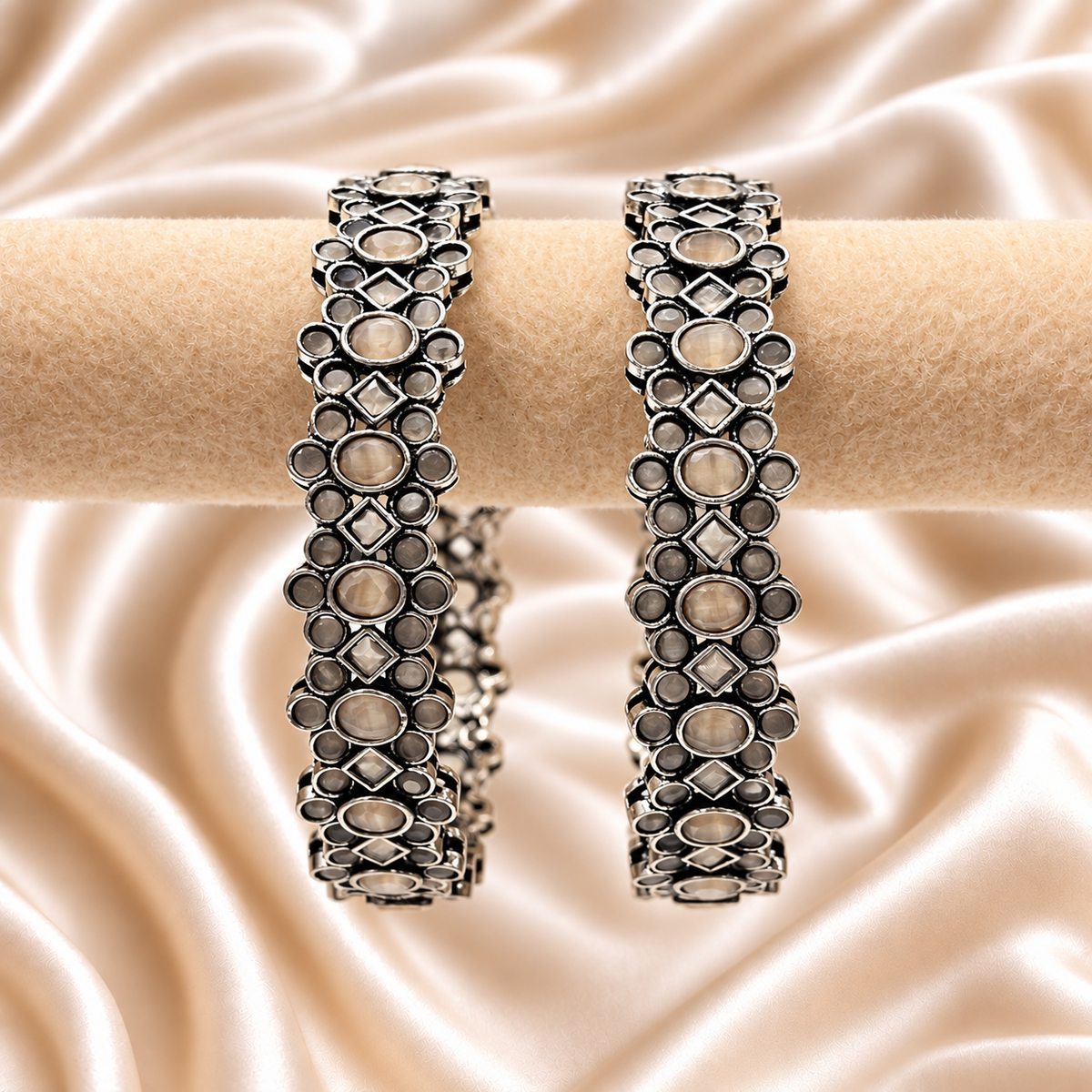 Geometric Floral Stone Kada