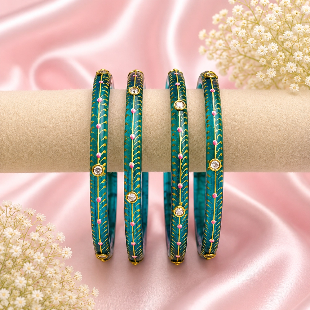 Kundan With Golden Line Glass Kada