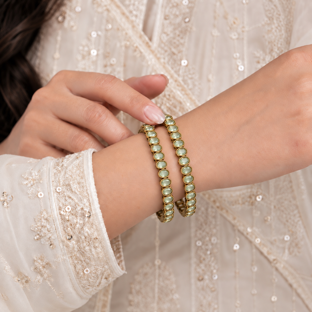 Oval Stone Line Bangles