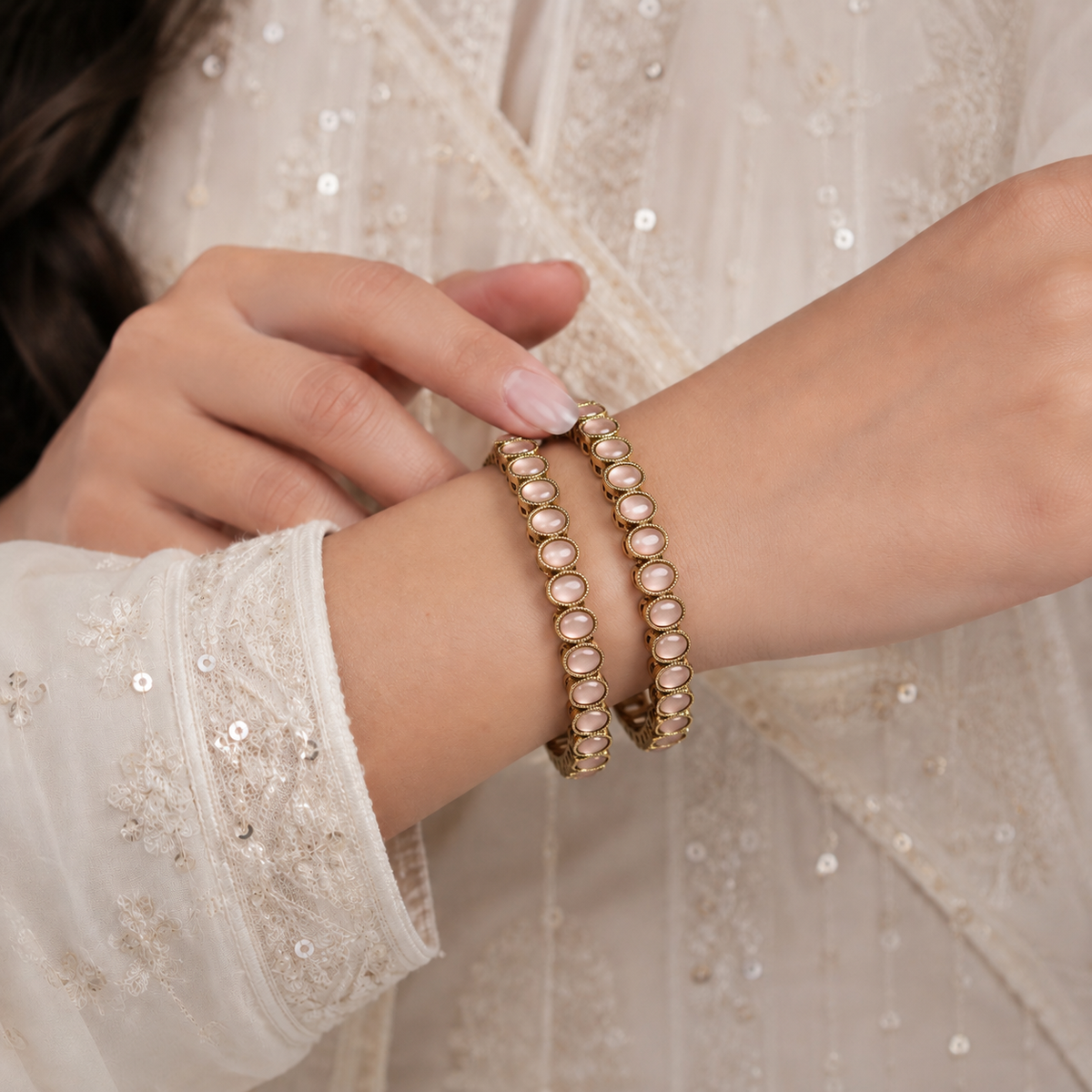 Oval Stone Line Bangles