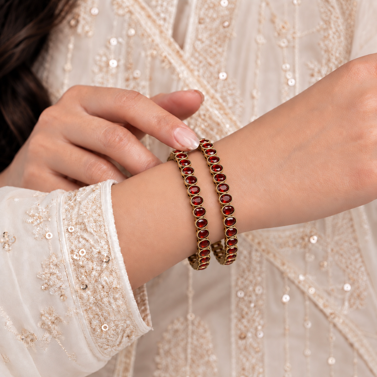 Oval Stone Line Bangles