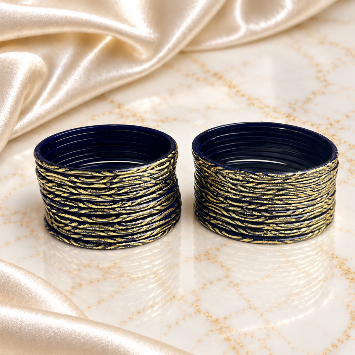 Wavy Gold Print Glass Bangles