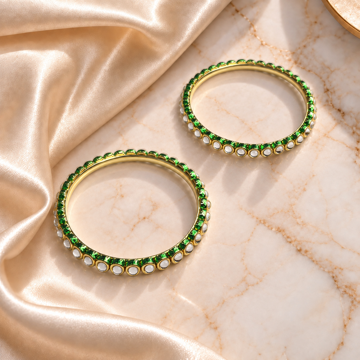 Single Line Dot Kundan Line Bangles