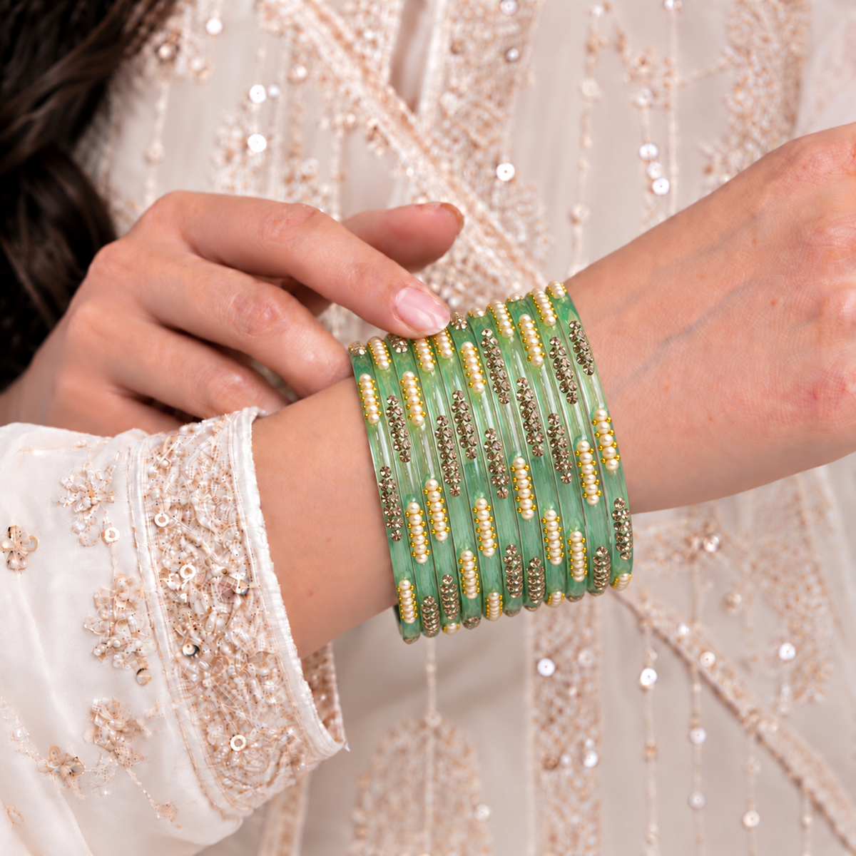 Pearl Line Glass Bangle