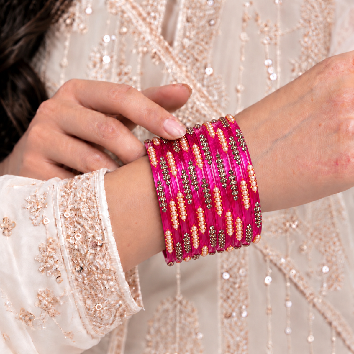 Pearl Line Glass Bangle