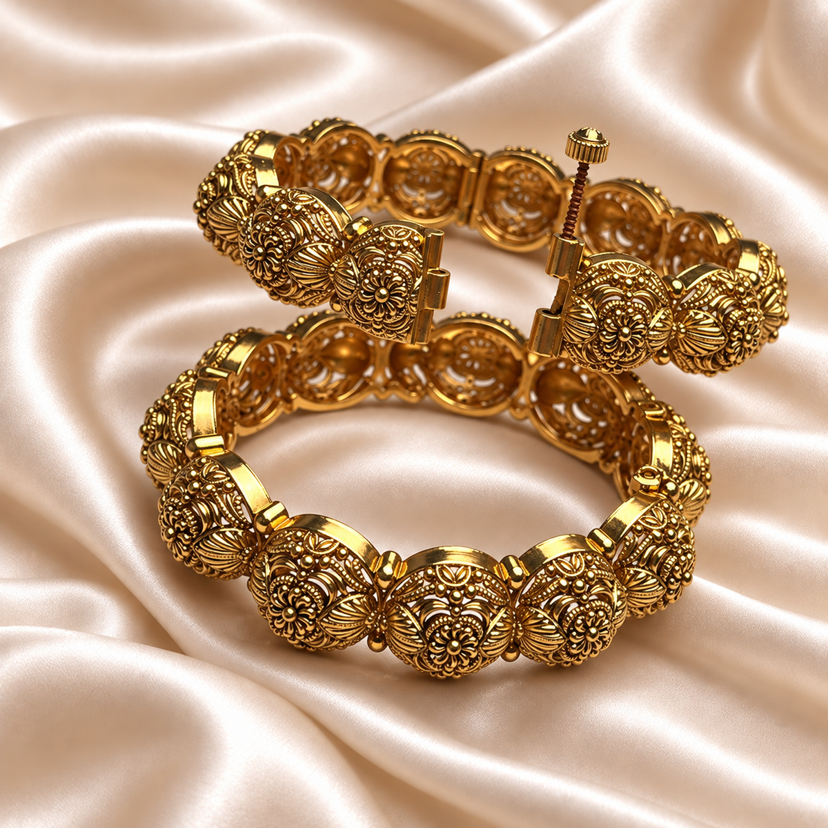Rajwada Floral Carved Kada