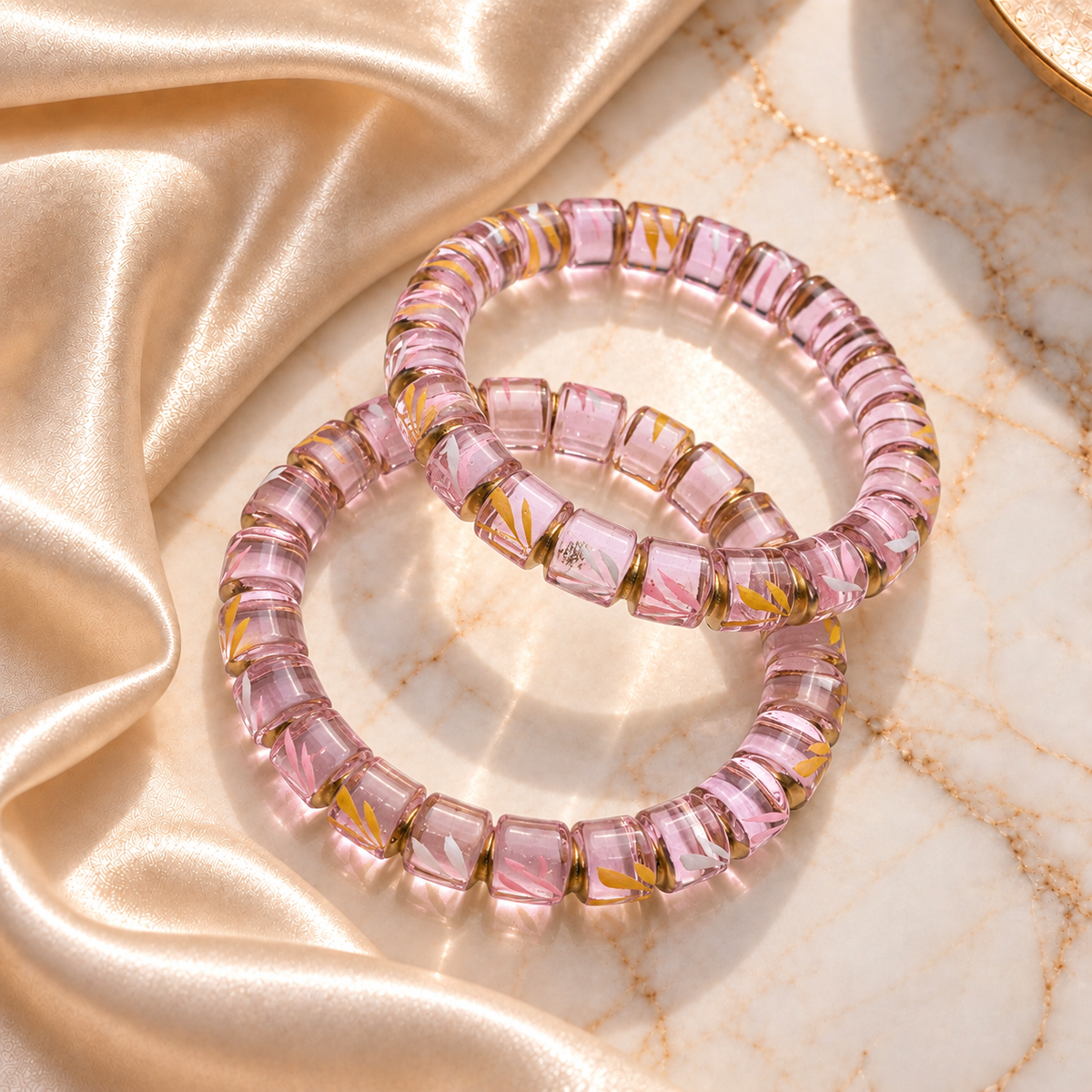 Golden Line Cutting Flower Pattern Glass Kada