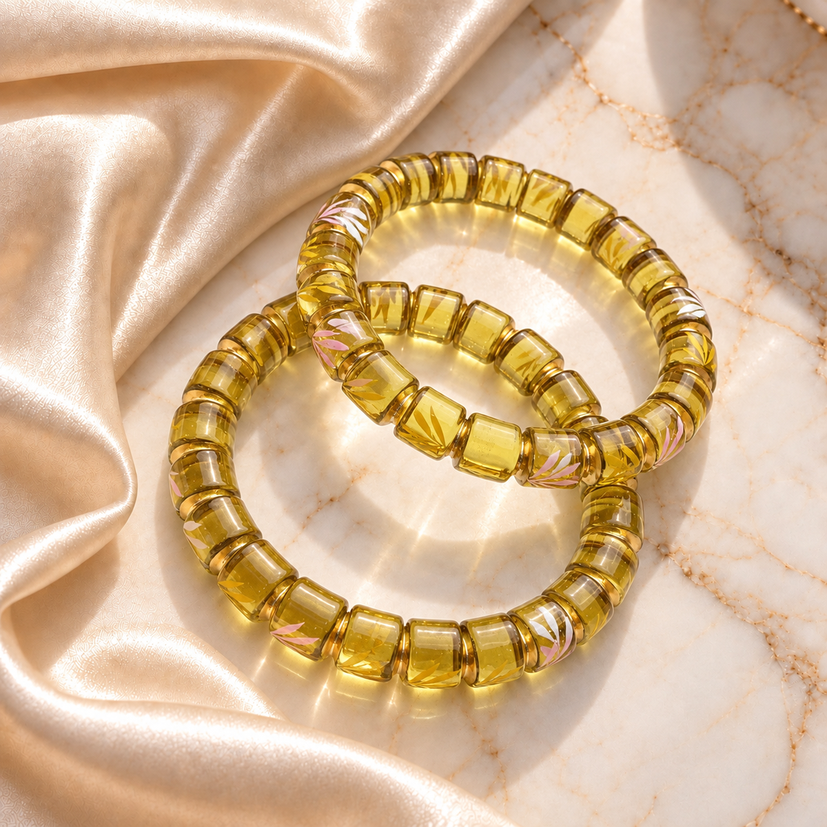 Golden Line Cutting Flower Pattern Glass Kada