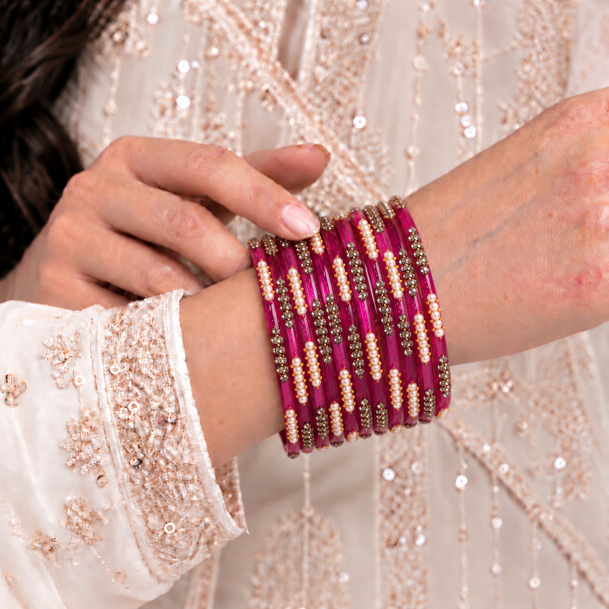 Pearl Line Glass Bangle