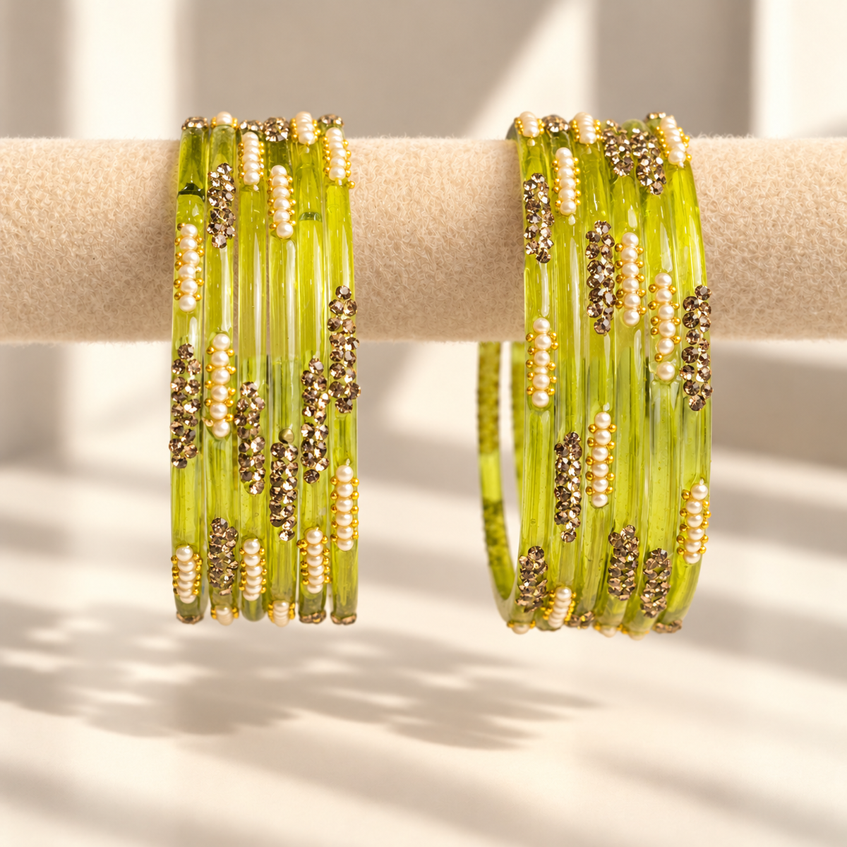 Pearl Line Glass Bangle