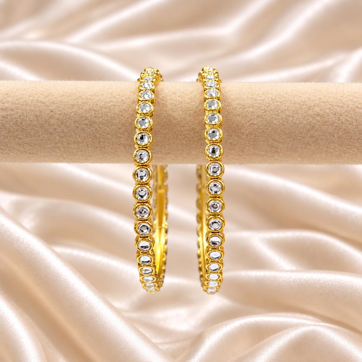 Single Line Dot Kundan Line Bangles