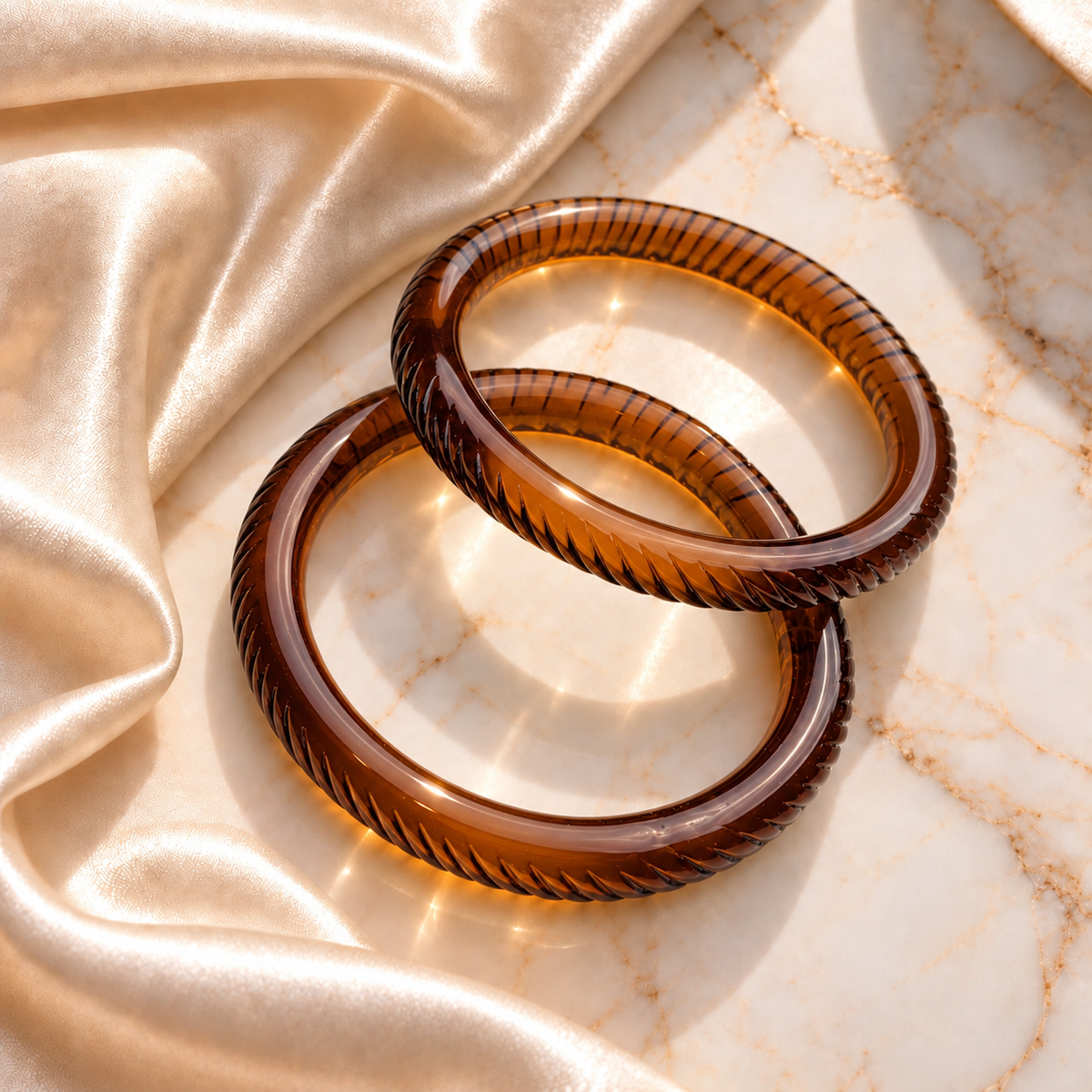 Spiral Cutting Design Glass Kada