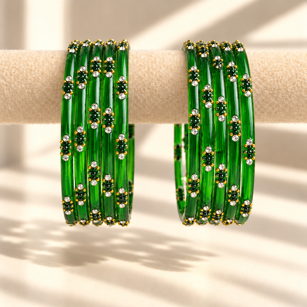 Dotted Stone Glass Bangle