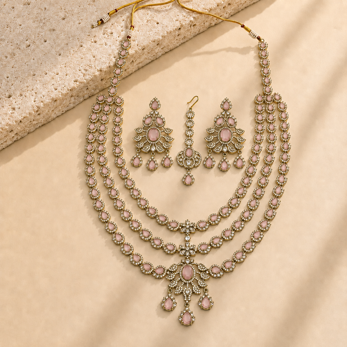 Centrepiece Drop Necklace Set