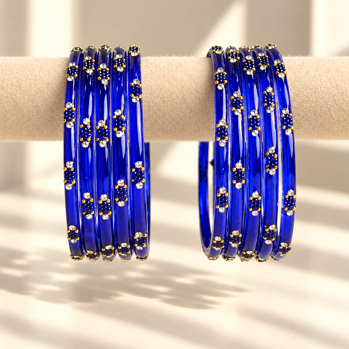 Dotted Stone Glass Bangle