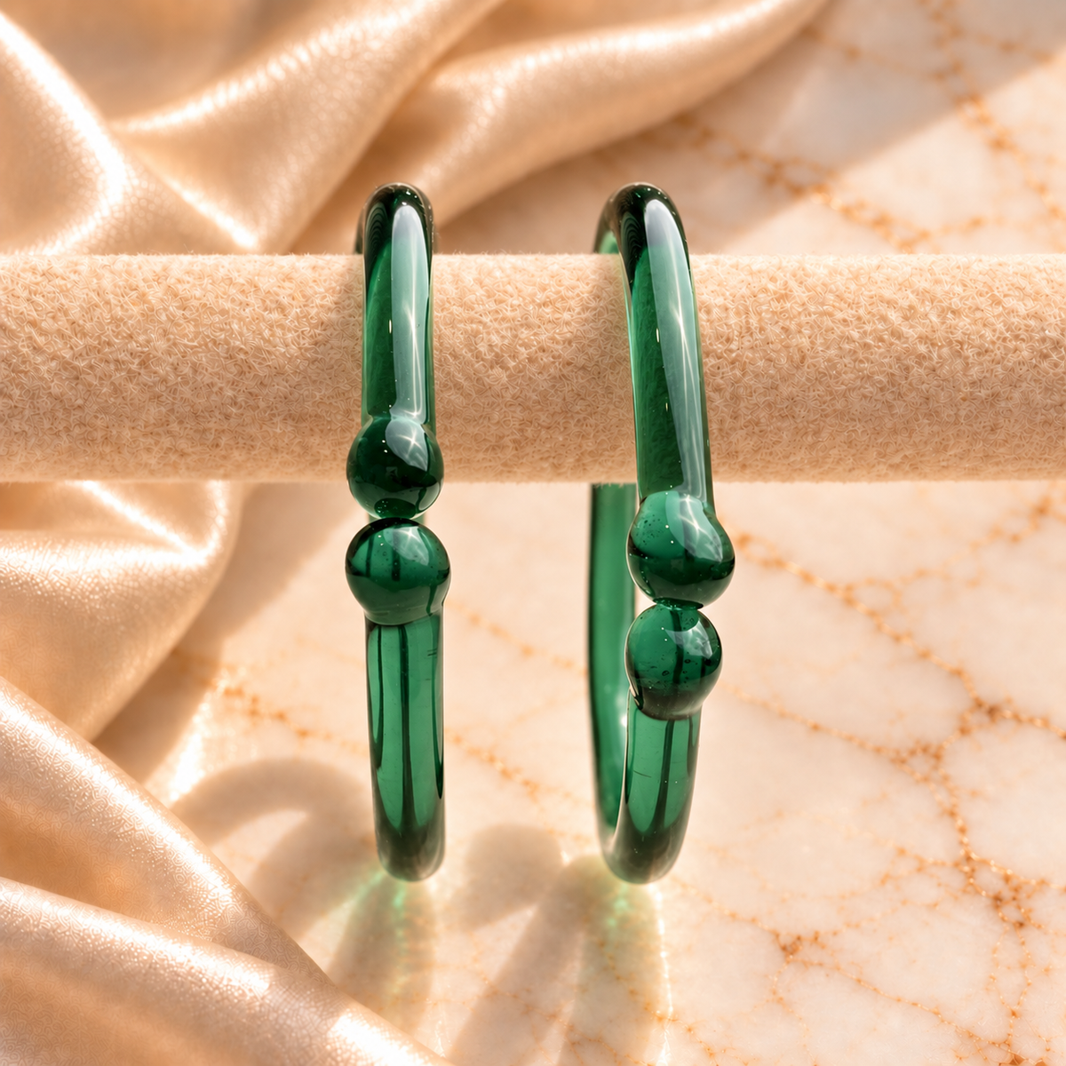 Classic Open-End Glass Kada