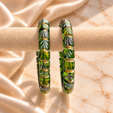 Golden Line Cutting Flower Pattern Glass Kada