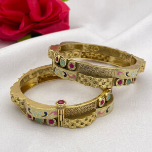 Antique Meenakari Bangles with Multicolour Detailing