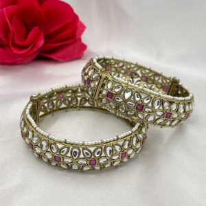 Antique Kundan Bangle with Ruby Stones & Floral Motif