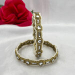 Sleek Floral Kundan Bangle in Antique Polish