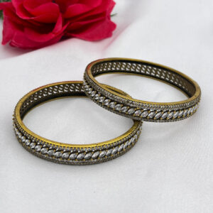 victorian polish bangle with Leaf stones design