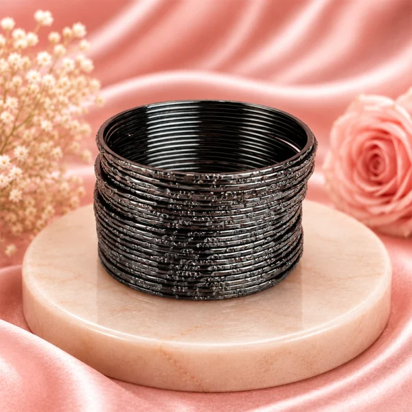 Cutting Design Bangle