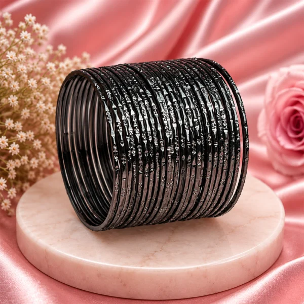 Cutting Design Bangle