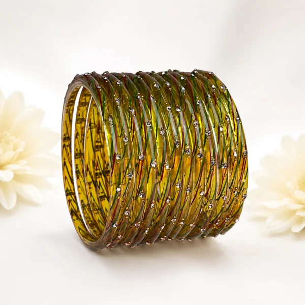 Radisson Glass Bangles