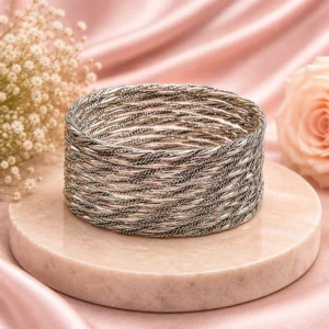 Twisted Metal Bangle (Silver) (1)