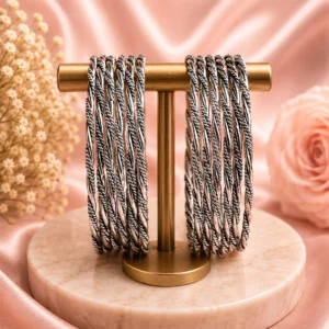 Twisted Metal Bangle